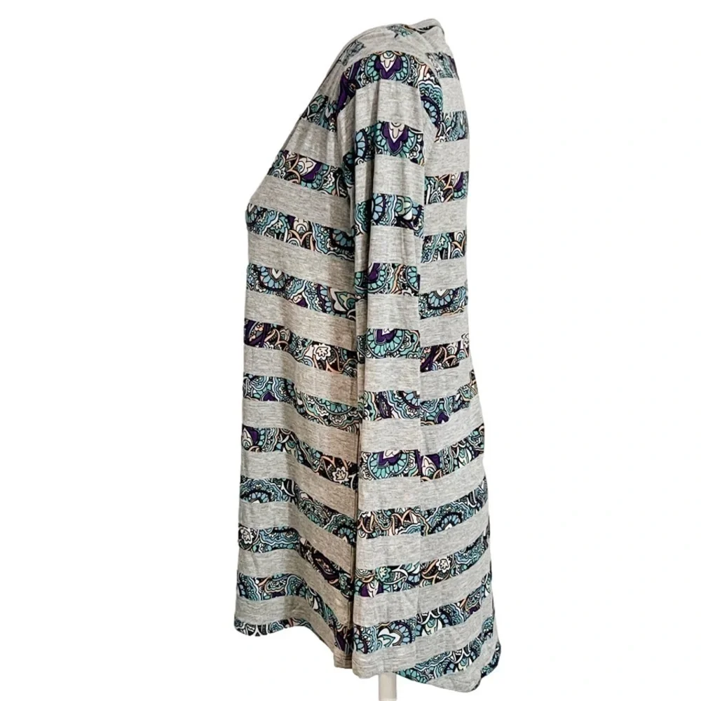 Lularoe Striped Long Sleeve Rayon Polyester Gray Patterned Top Women’s Sz XS - Picture 5 of 12